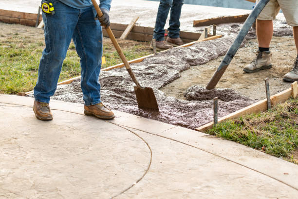 Best Concrete Flooring Contractor  in Covelo, CA